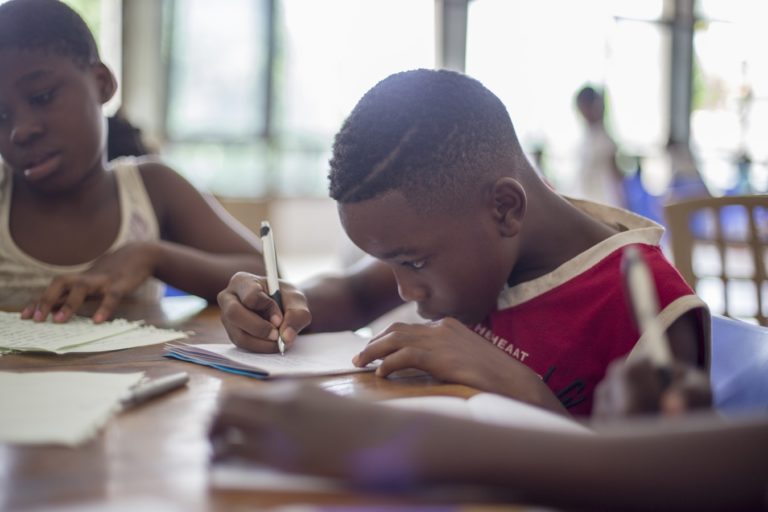 3 étapes pour gérer le stress lors de l’éducation d’un enfant autiste!