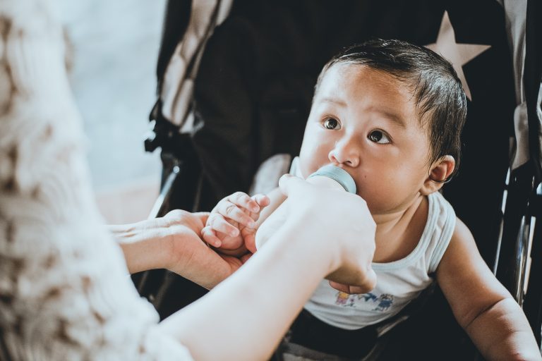 Les bienfaits nutritionnels du lait de coco pour les bébés