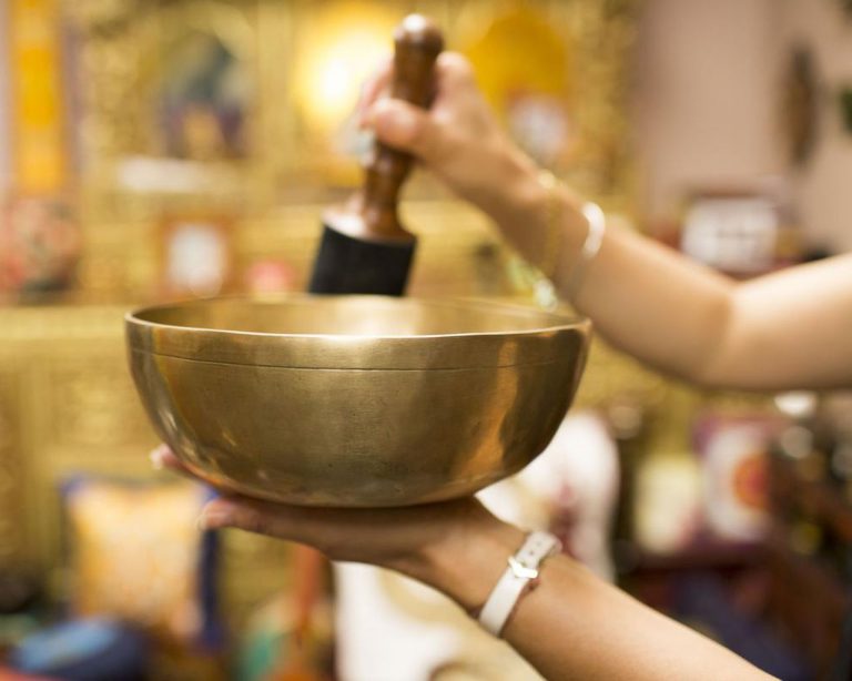 Un bol chantant tibétain comment ça fonctionne?