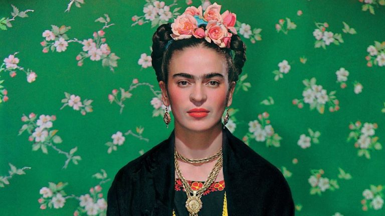 Comment un horrible accident de bus a changé la vie de Frida Kahlo