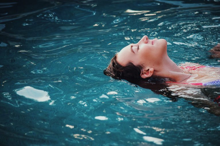 La natation sport santé par excellence, 5 bénéfices majeurs à en attendre