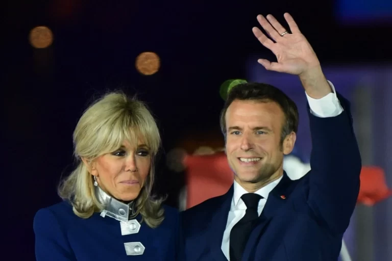 Macron est réélu en France, repoussant le défi de l’extrême droite