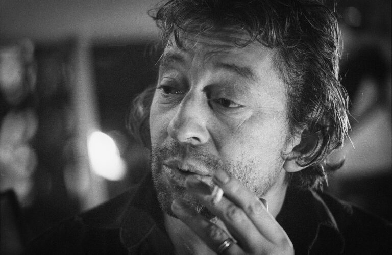 Personnalité singulière de la culture française, Serge Gainsbourg fut bien plus qu’un chanteur