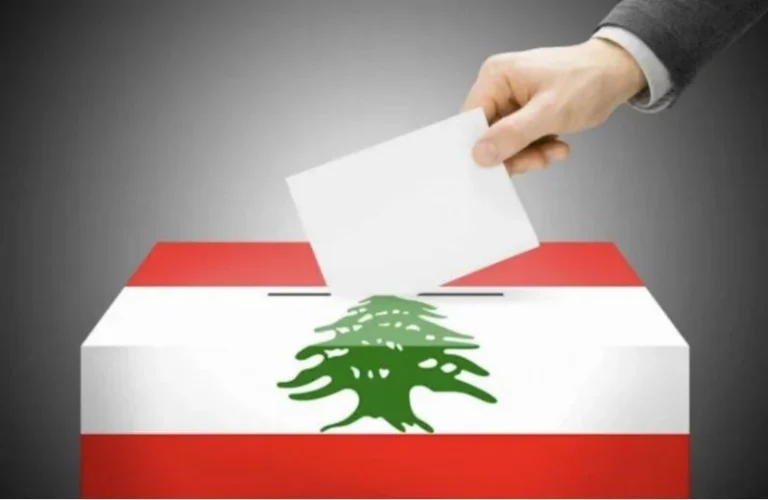 Les électeurs libanais portent un coup dur aux alliés du Hezbollah lors de la première élection depuis la crise économique