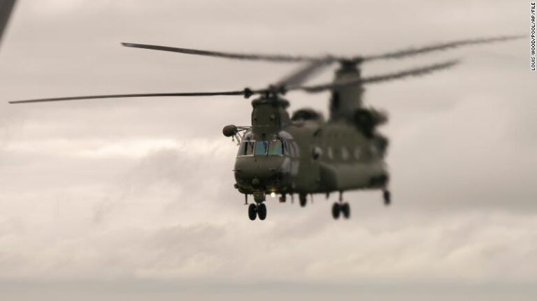 L&rsquo;armée américaine immobilise une flotte d&rsquo;hélicoptères Chinook après des incendies de moteur