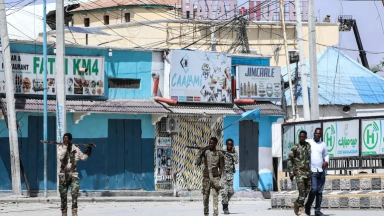 Attaque contre un hôtel de Mogadiscio : les forces somaliennes mettent fin au siège