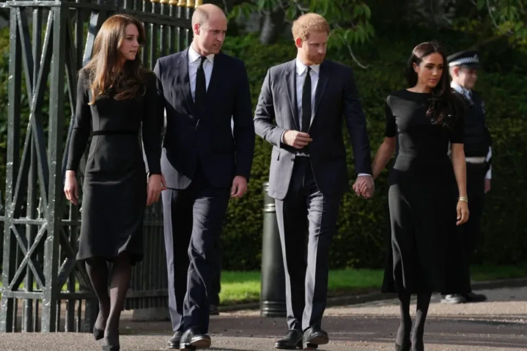 Le prince William a invité Harry et Meghan à se joindre à lui et Kate à l’extérieur du château lors d’une grande démonstration d’unité