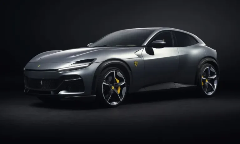 Ferrari vient de dévoiler son tout premier modèle 4 portes, une voiture de sport haute et puissante appelée Purosangue