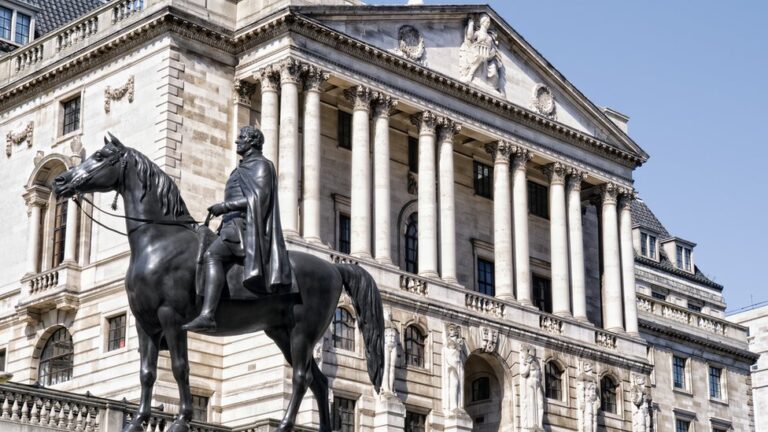 La Banque d’Angleterre intervient sur le marché obligataire après une vente historique