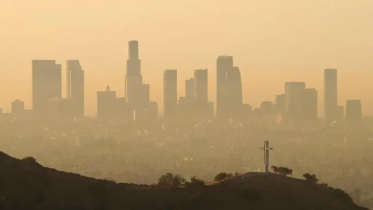 Les scientifiques trouvent des indices sur la façon dont la pollution de l’air peut déclencher le cancer du poumon Les scientifiques trouvent des indices sur la façon dont la pollution de l’air peut déclencher le cancer du poumon
