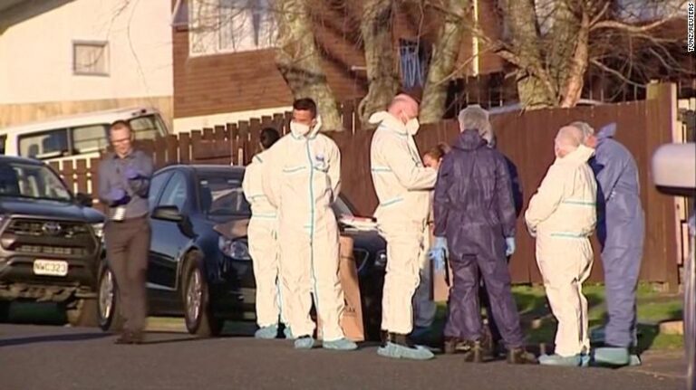 Une femme arrêtée en Corée du Sud pour le meurtre présumé de deux enfants retrouvés dans des valises en Nouvelle-Zélande