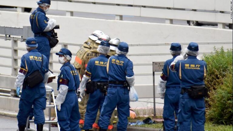 Un Japonais « s’immole par le feu » pour protester contre les funérailles nationales de Shinzo Abe