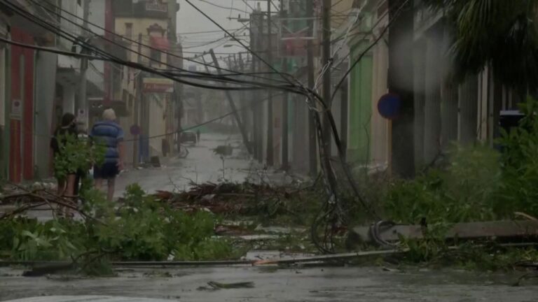 Des efforts pour rétablir le courant à Cuba sont en cours après que l’ouragan Ian a déclenché une panne d’électricité Des efforts pour rétablir le courant à Cuba sont en cours après que l’ouragan Ian a déclenché une panne d’électricité