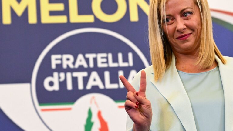 Giorgia Meloni: le nouveau leader italien arrive à un moment critique pour l’Europe