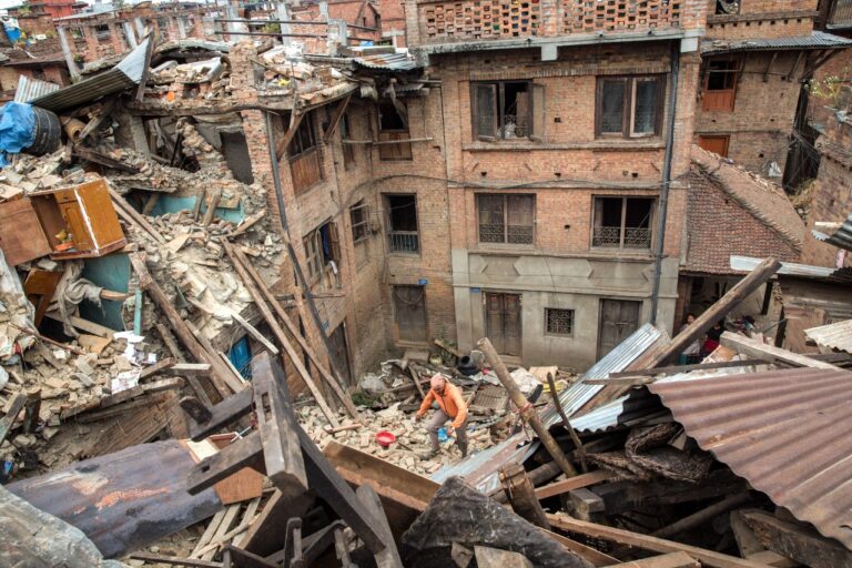 Un séisme de magnitude 6,6 frappe la province du Sichuan, dans le sud-ouest de la Chine, faisant 7 morts