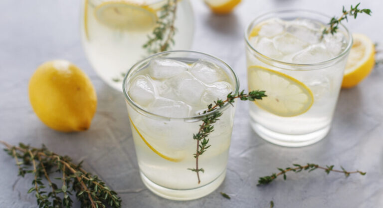 Votre cocktail d&rsquo;automne : Liqueur provençale au thym en 5 façons