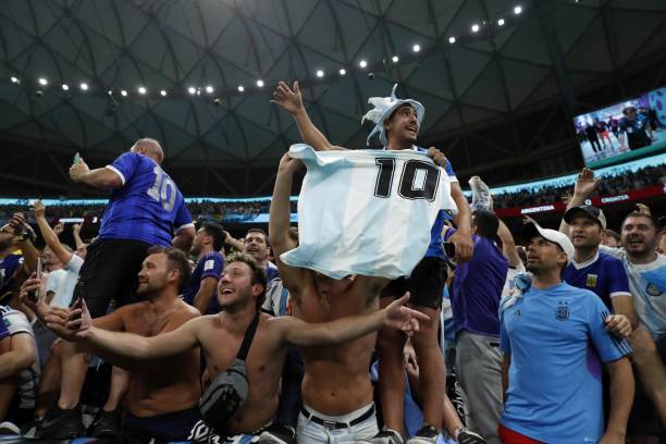 Messi mène l’Argentine à la finale de la Coupe du monde lors d’une victoire 3-0 contre la Croatie