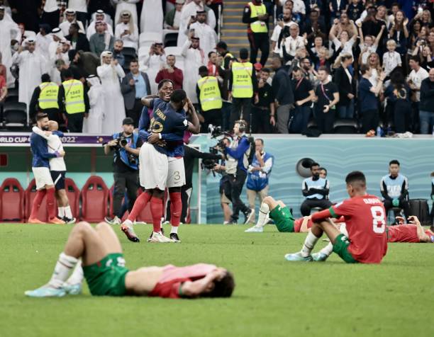 La France scelle la finale de la Coupe du monde avec une victoire 2-0 sur le Maroc