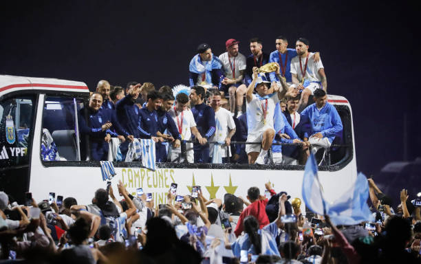 Une foule immense accueille l’équipe d’Argentine après la victoire en Coupe du monde