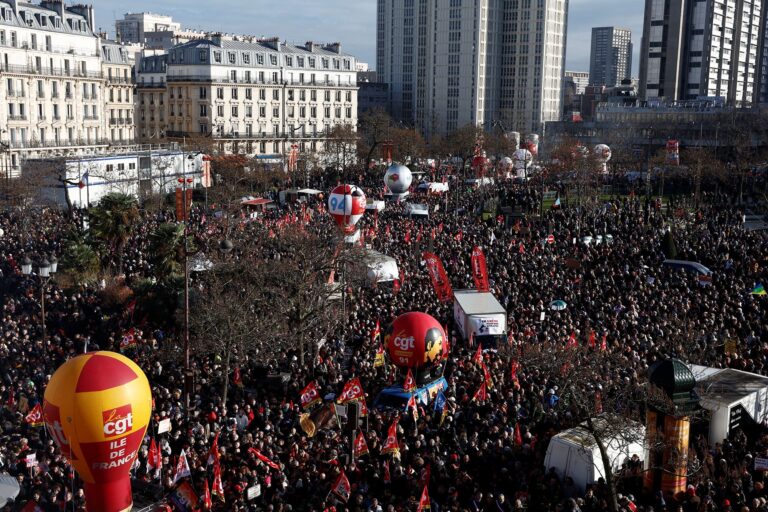 France : Les syndicats s’apprêtent à poursuivre les grèves et les manifestations à l’échelle nationale ; grande grève prévue le 15 mars