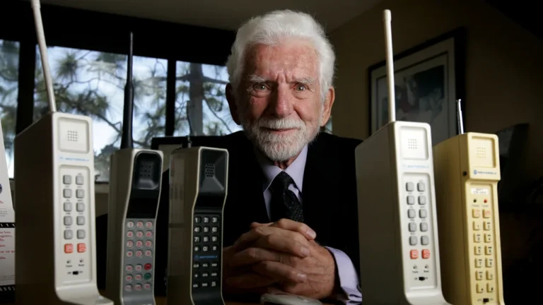 Il y a 50 ans, il a passé le premier coup de téléphone portable