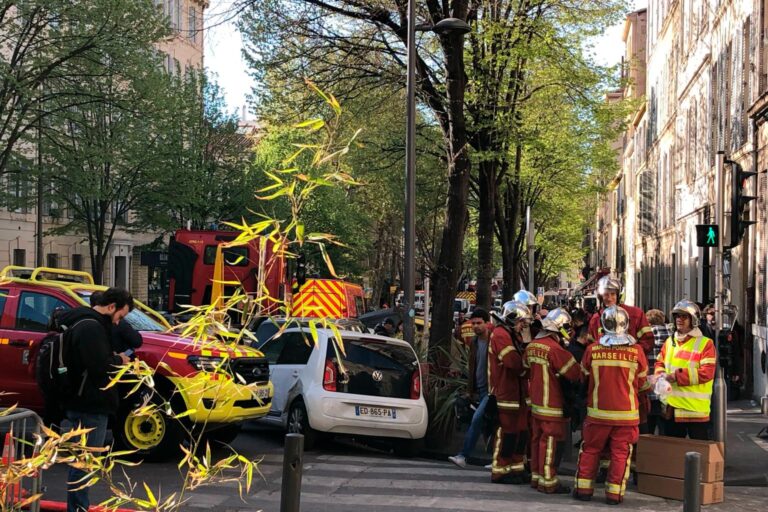 2 corps retrouvés après l’effondrement d’un immeuble à Marseille