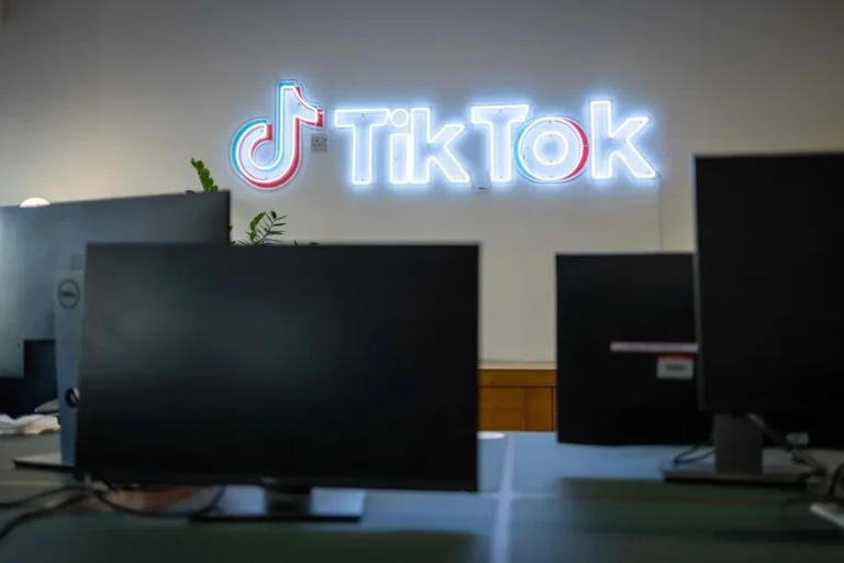 TikTok écope d’une amende de 15,9 millions de dollars pour avoir abusé des données des enfants en Grande-Bretagne