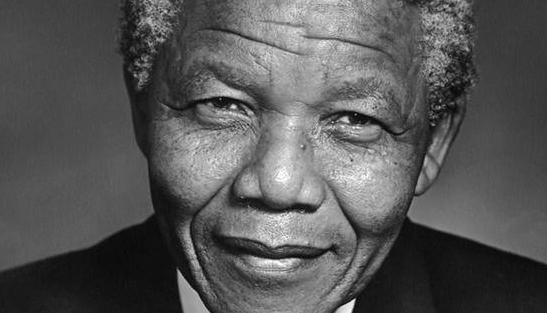 Nelson Mandela : Un Hommage à un Leader Visionnaire
