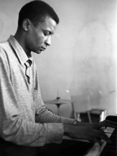 Le dernier souffle du chant de la liberté : Hommage à Abdullah Ibrahim, l’âme du jazz sud-africain